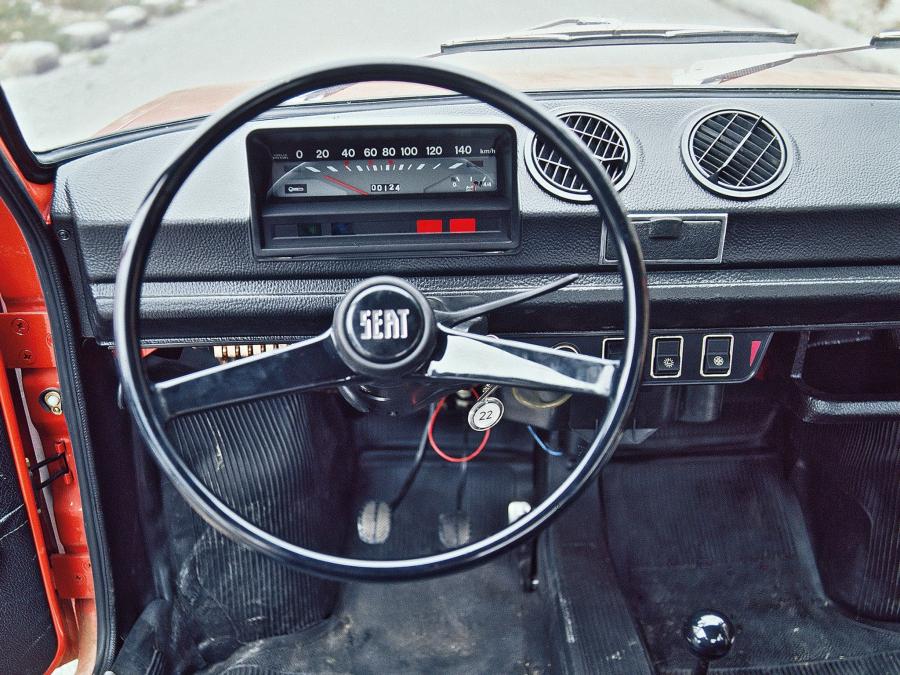  Seat 133 1974 года  (фото 3 из 5)